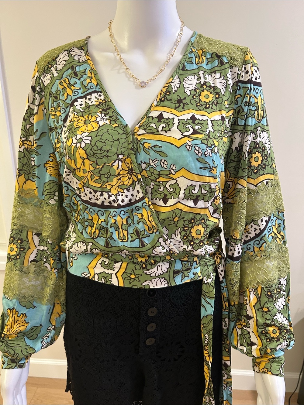 Anthropologie Olive Green & Teal Floral Wrap Blouse
Excellent Condition